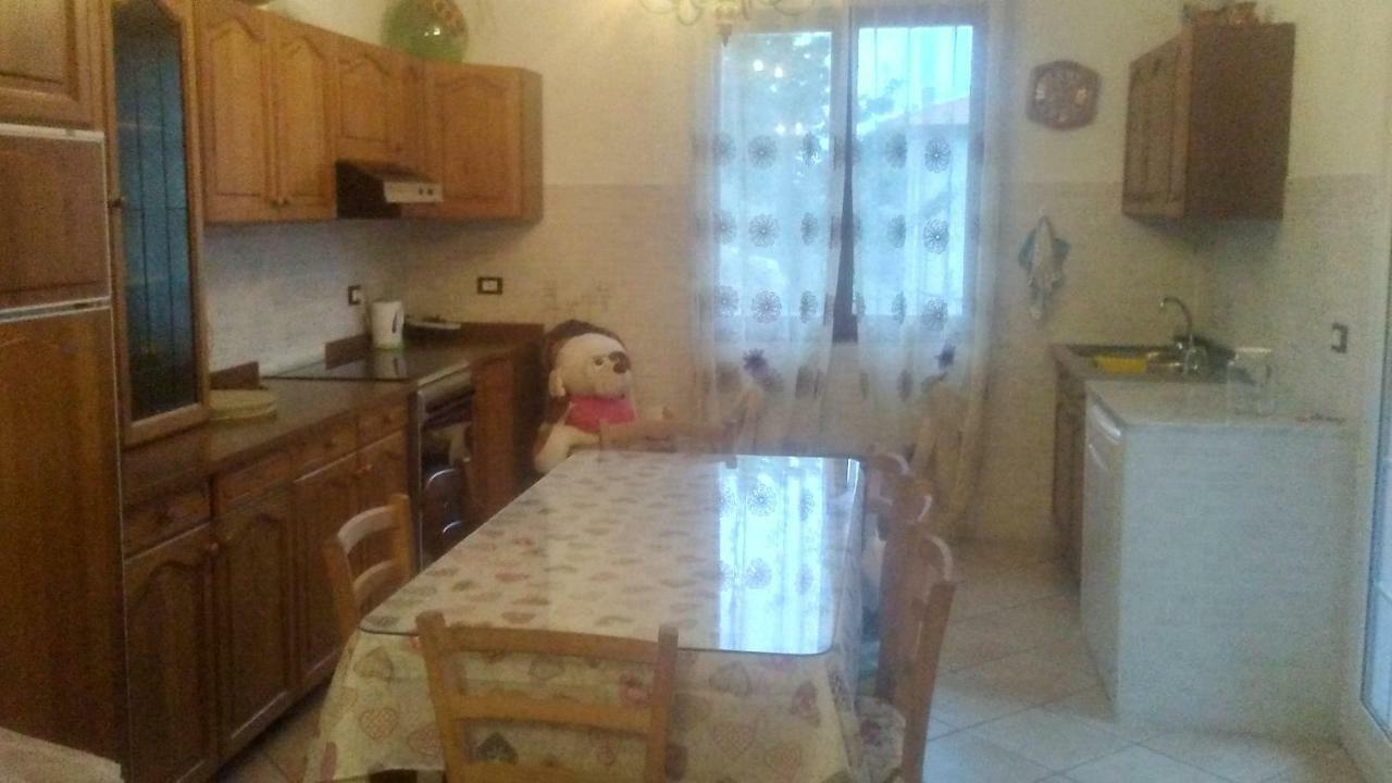 Casa Vacanze L'Agrifoglio Bed and Breakfast Magliolo Eksteriør billede